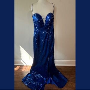 SOLD ❌ Elegant Blue Sequin Evening Gown